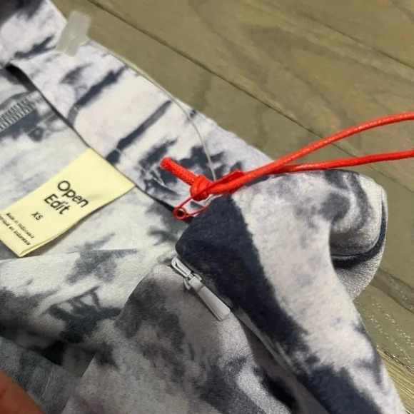 NWOT. Open Edit Pleated Midi Skirt Purple Tie Dye Size XS. Measurements in pics - Picture 7 of 11